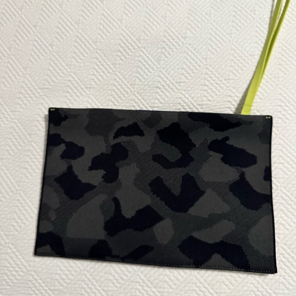 Rothys Slate Camo Essential Pouch